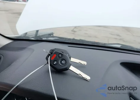 2012 Subaru Outback 2.5I Premium z USA, uszkodzony, nr VIN 4S4BRCCCXC3204390